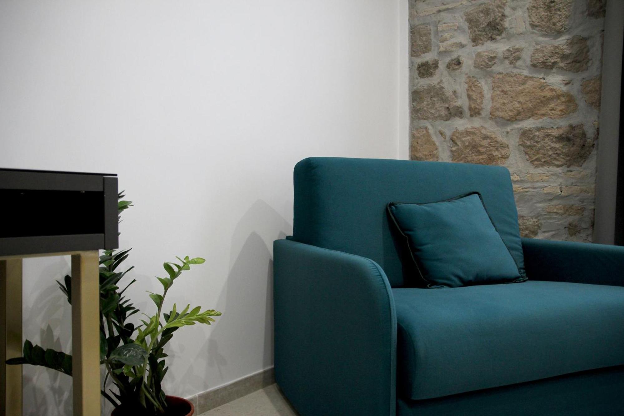 Joyful 148 Luxury Guest House Powered By Joyful Termini Boutique Guest House Рим Екстериор снимка