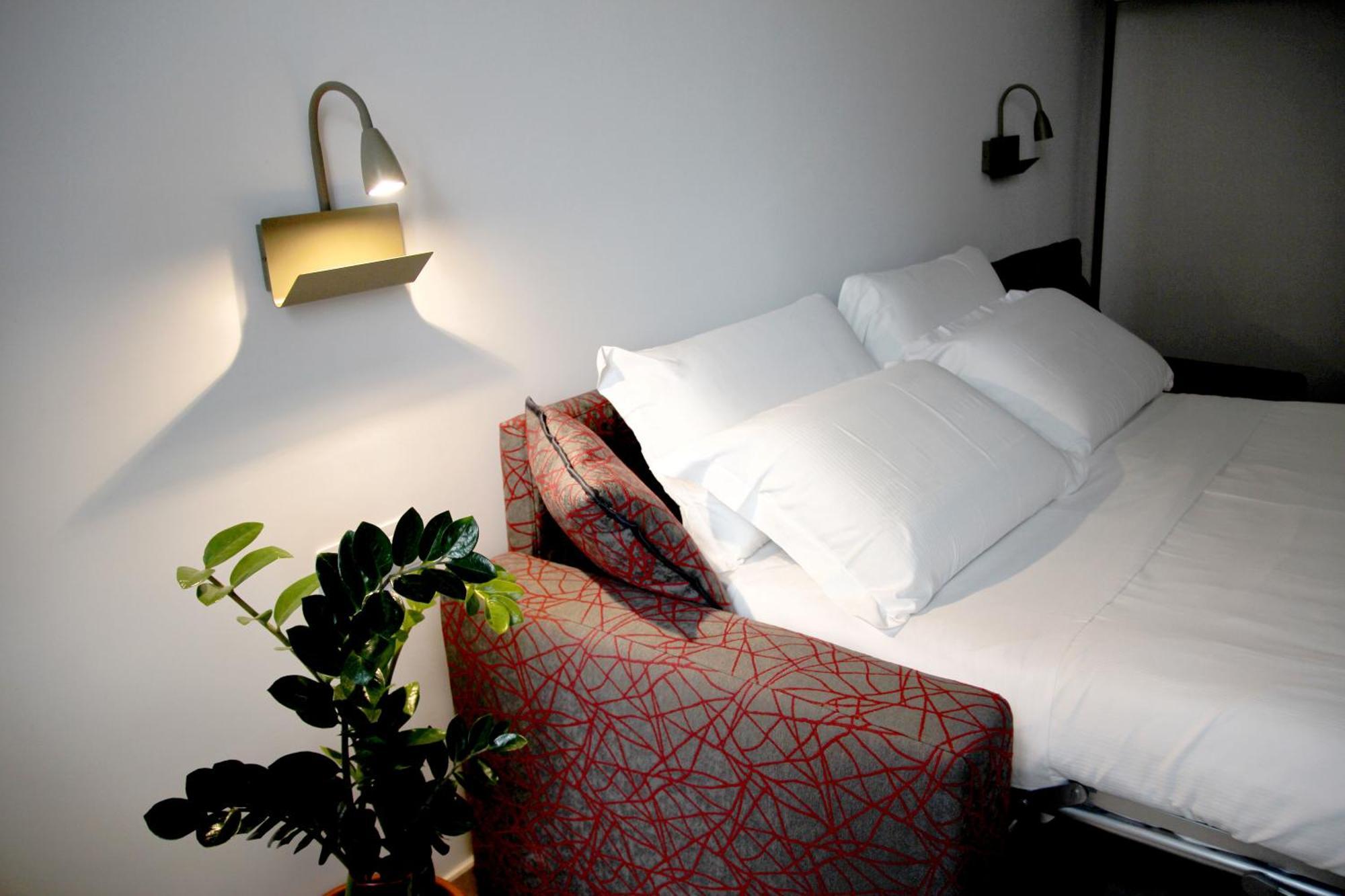 Joyful 148 Luxury Guest House Powered By Joyful Termini Boutique Guest House Рим Екстериор снимка